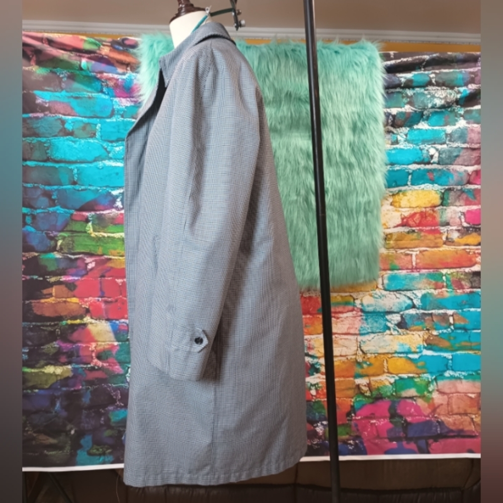 London Fog Men's Parliament Plush Gray Houndstooth Trench Coat Size 40 Reg - Picture 5 of 15